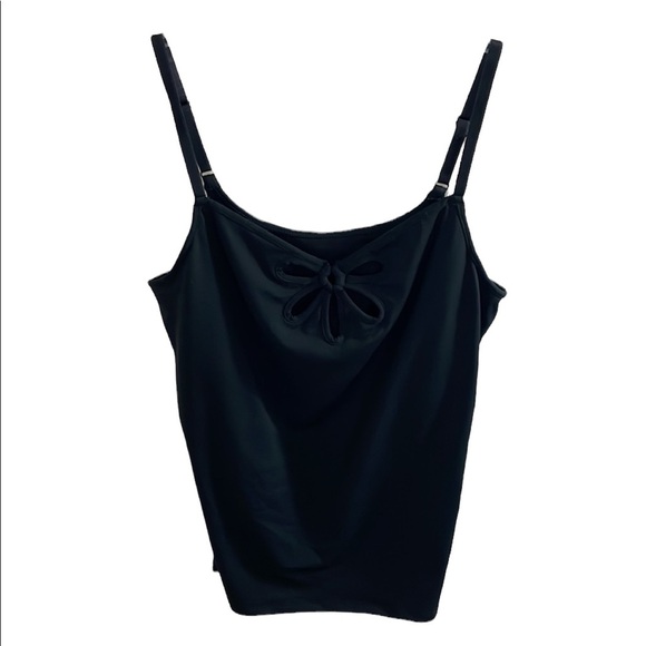 Fabletics Black Petal Tank - Women’s Size Medium - Picture 2 of 5